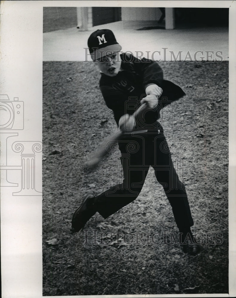1965 Press Photo Eddie Mathews Jr. follows in famous father&#39;s footsteps - Historic Images