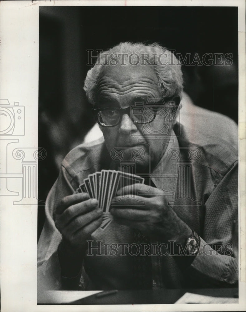 1973 Press Photo Oswald Jacoby, columnist and highly regarded card expert - Historic Images