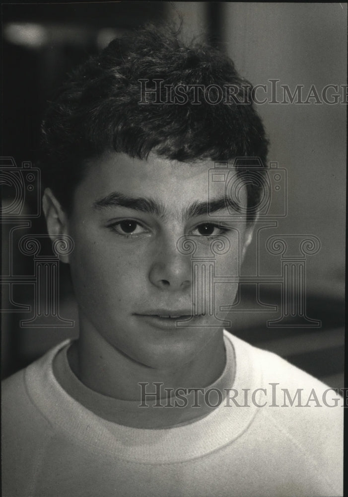 1991 Press Photo Dan Zirbel, wrestler on Waukesha North High School team - Historic Images