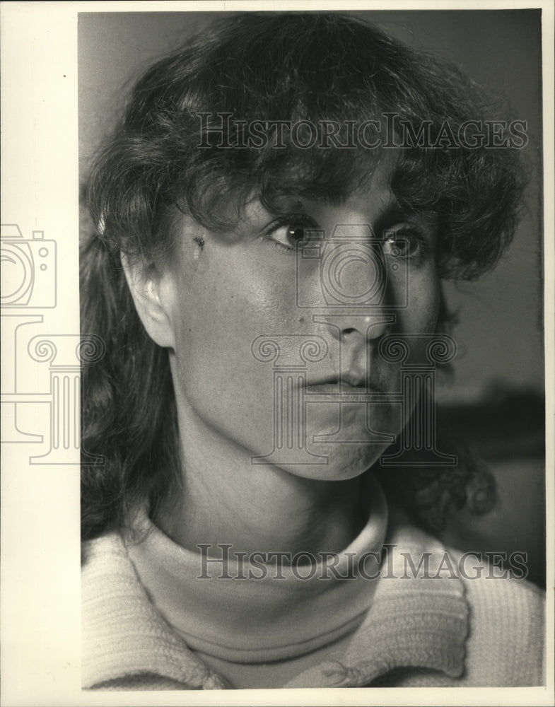 1987 Press Photo Teacher, Wendy Zulanch, the victim of school stabbing - Historic Images