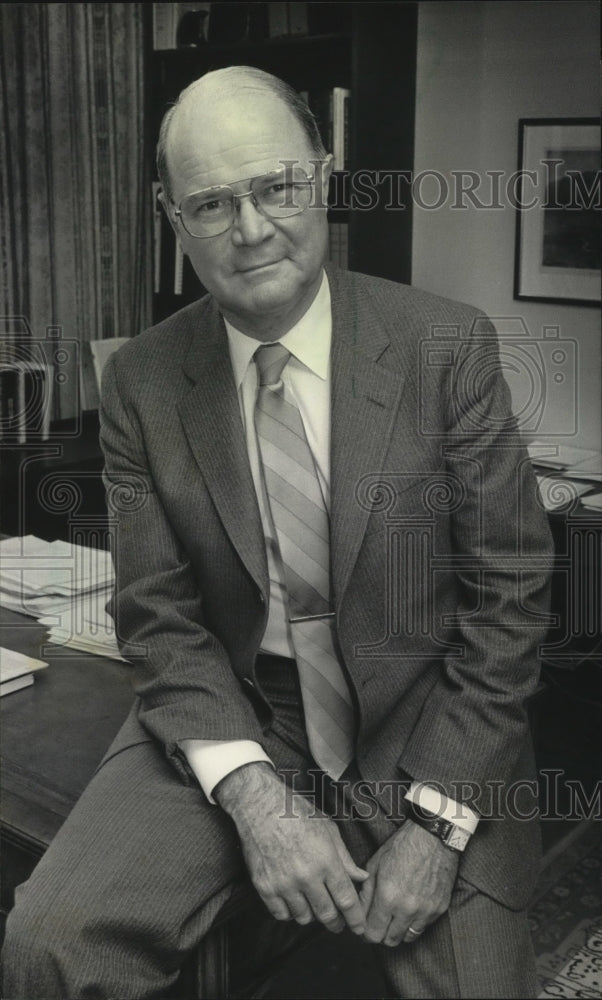 1984 Press Photo David Beckwith-President of U of Wisconsin Board of Regents-Historic Images