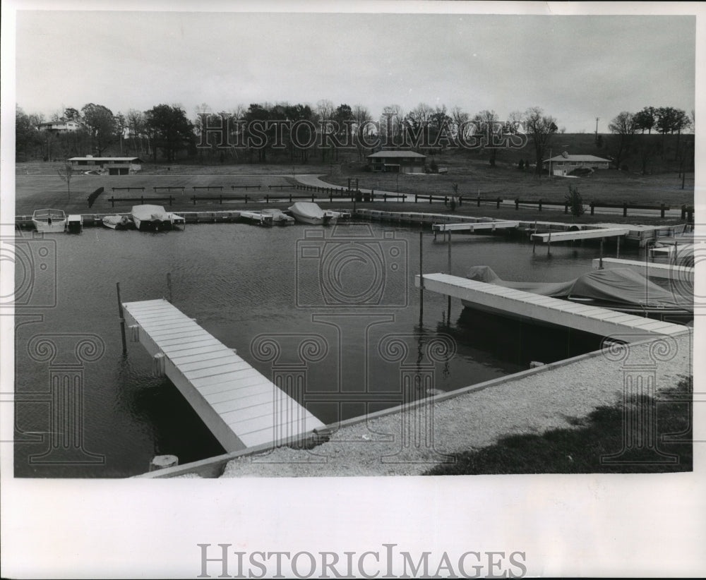 1964 Press Photo Lake shore properties by Cedar Lake Hills in Milwaukee - Historic Images