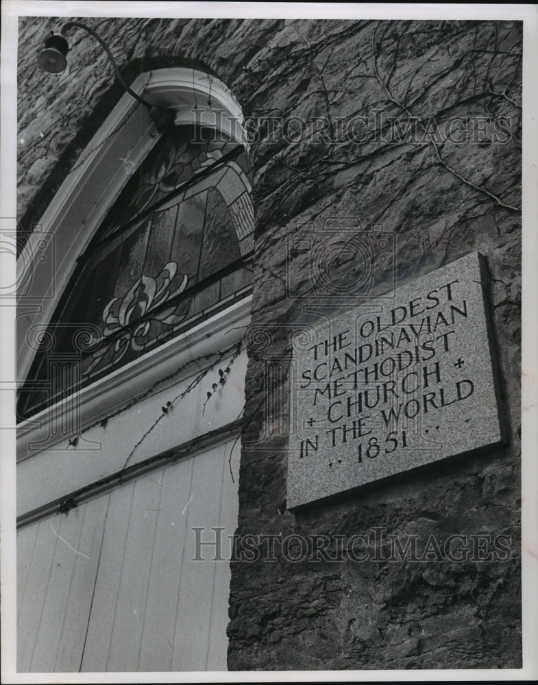 1963 Press Photo The Inscription On Willerup Methodist Church in Cambridge, Wis - Historic Images