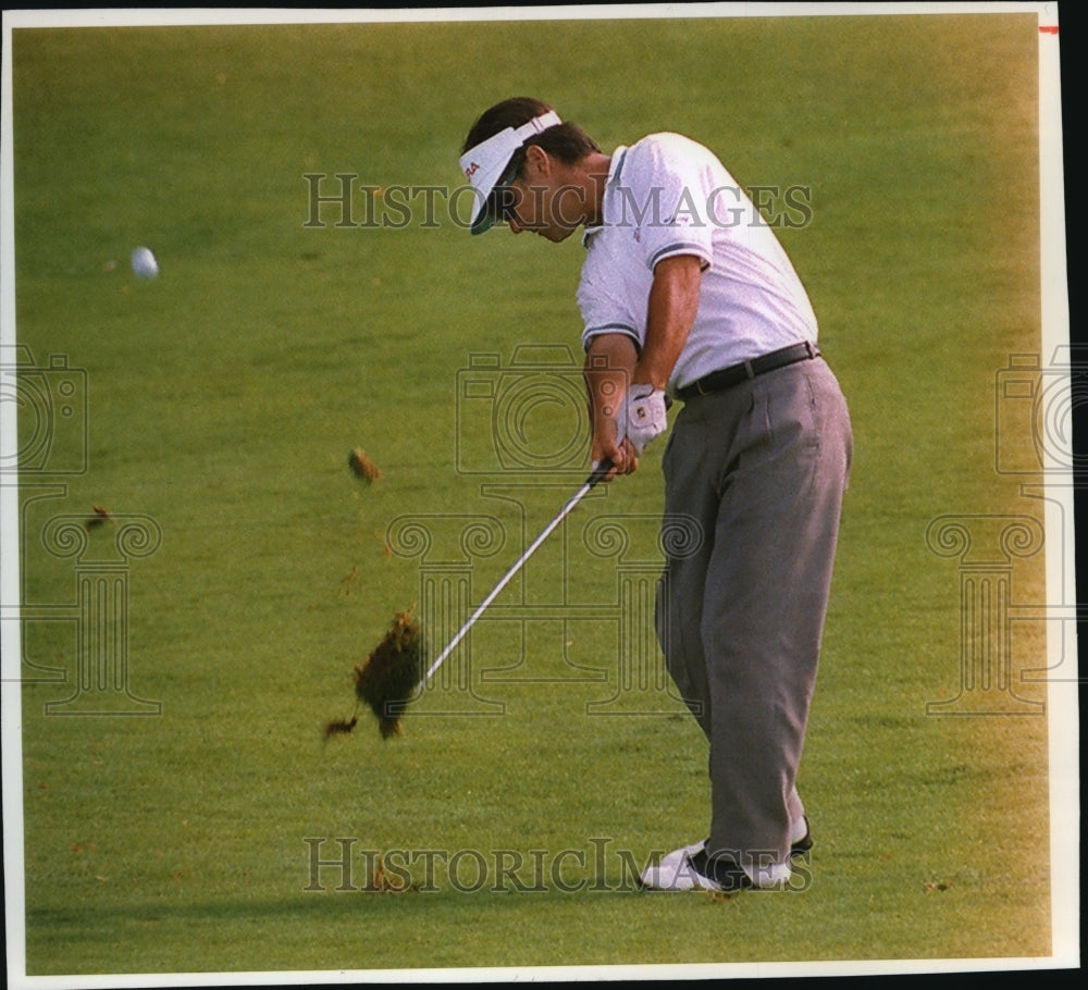 1993 Richard Zokol defeats Chip Beck in Merrill Lynch Shoot-Out - Historic Images
