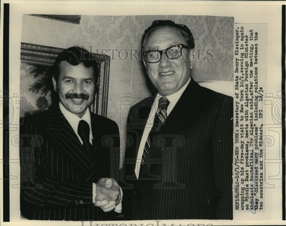 1975 Henry Kissinger &amp; Algerian Minister Abdelaziz Bouteflika - Historic Images