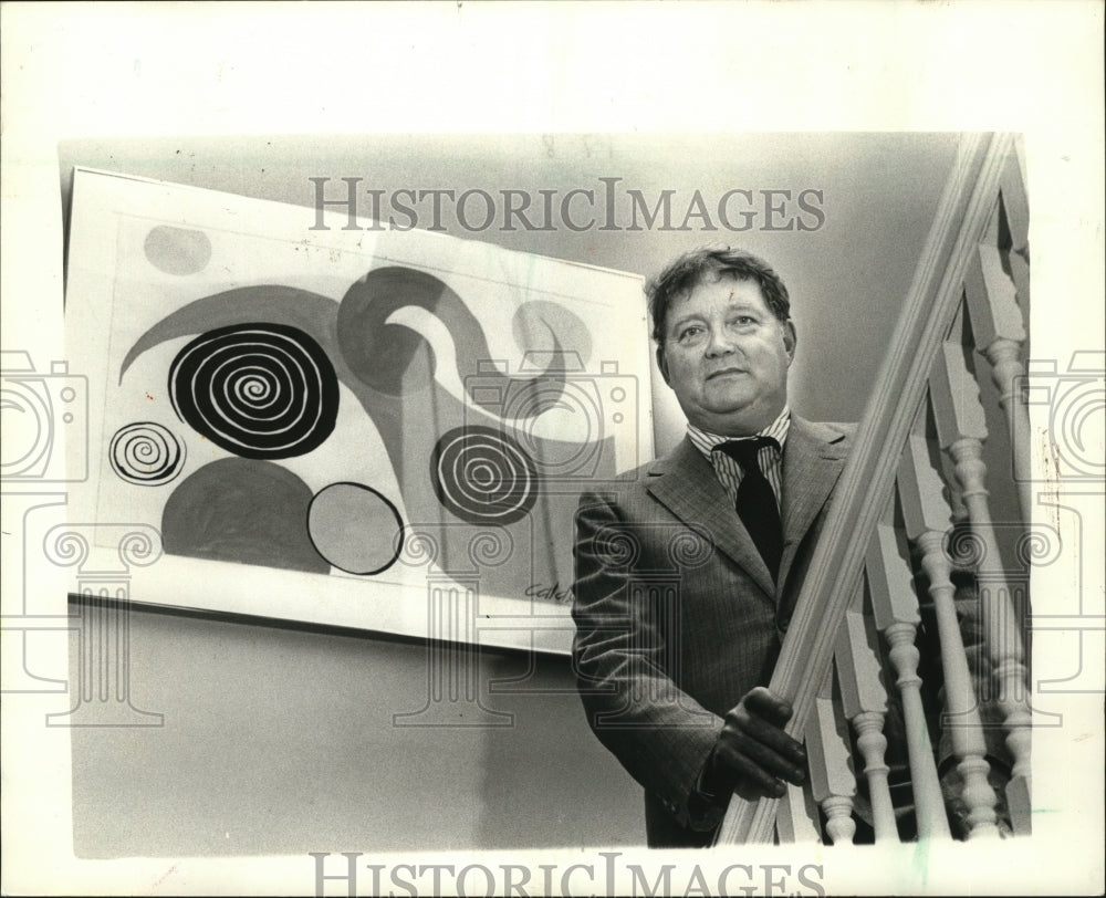 1989 Press Photo David Carley posing in his home - Historic Images