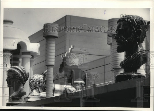 1984 Press Photo Section of the Wonder wall at the Louisiana World Exposition - Historic Images