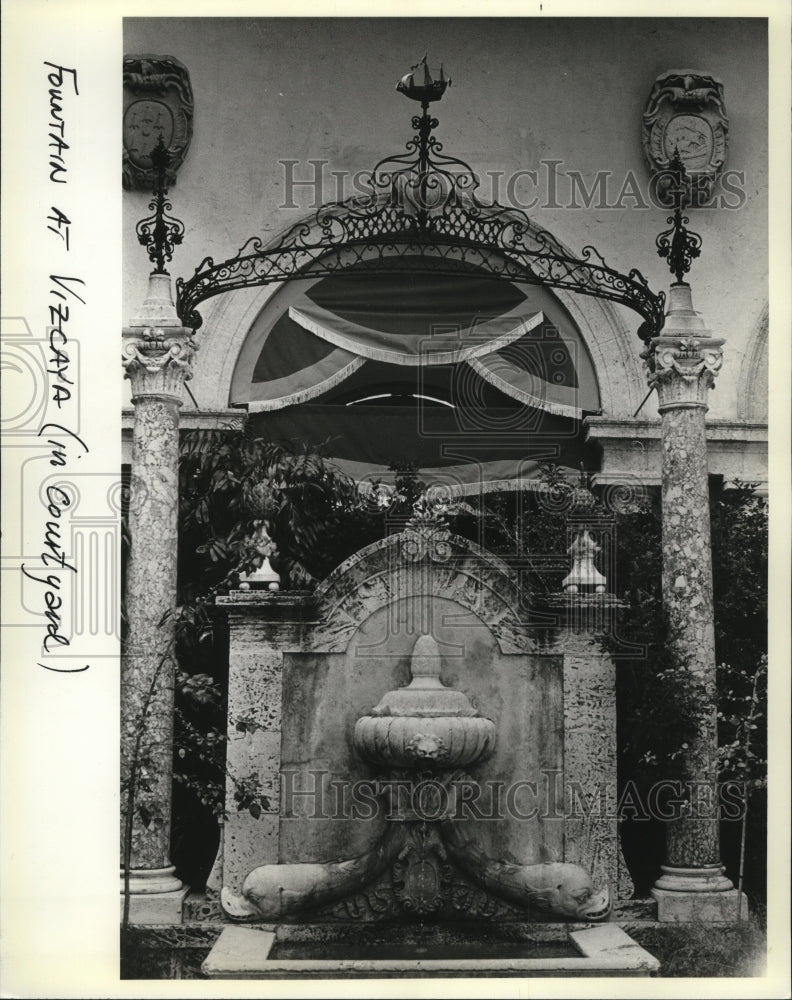 1981 Press Photo Decorative Courtyard Fountain at Vizcaya in Miami Florida - Historic Images