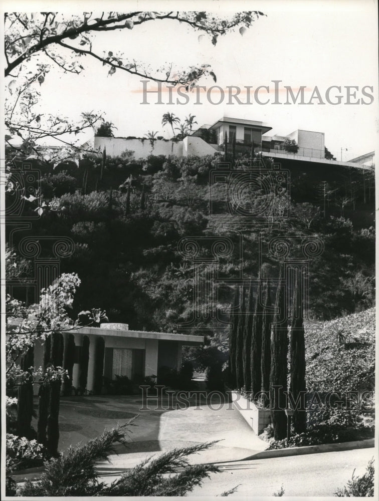 1965 Press Photo Wealthy community dwellings in Beverly Hills California - Historic Images