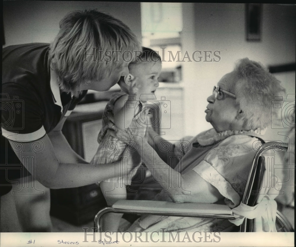 1984 Press Photo Mary Loven, Director of Day Care at Stevens Square - Historic Images