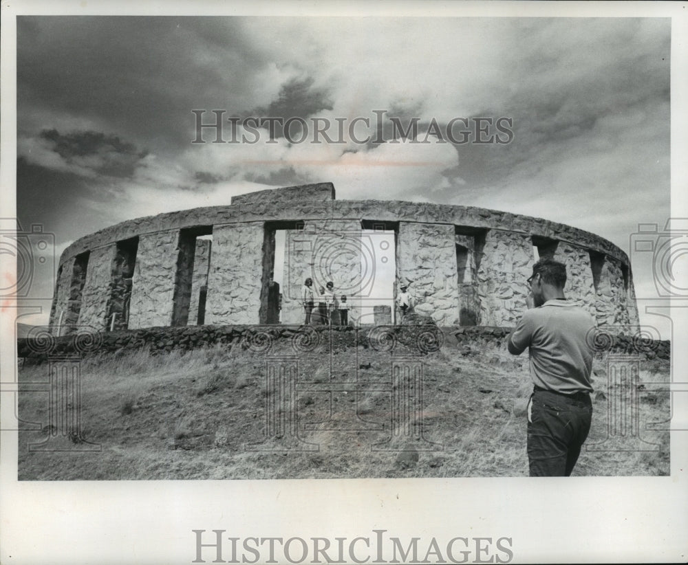 1965 Press Photo Maryhill Stonehenge, about 12 miles from Goldendale, Wash-Historic Images