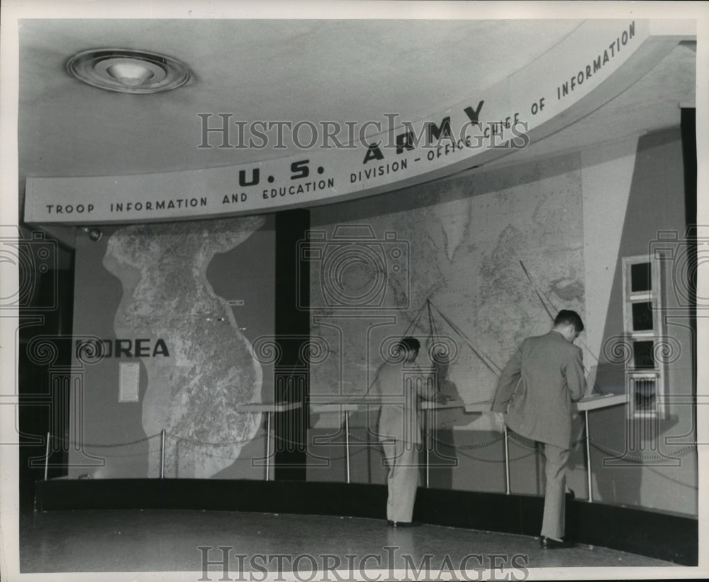 1954 Press Photo Bulletin Board At the Pentagon, Washington D.C. - mja53995 - Historic Images