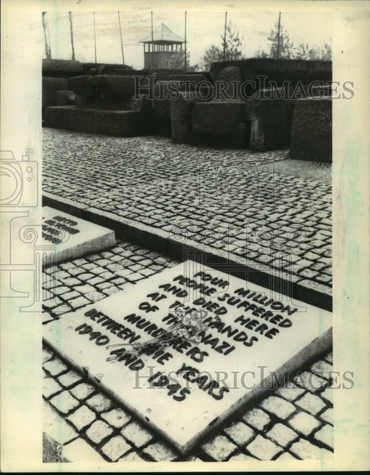 1980 Press Photo Birkenau Memorial Stones representing Holocaust victims - Historic Images