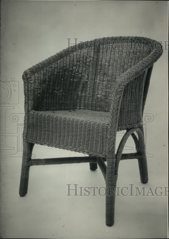 1988 Press Photo Wicker Bistro Chair - mja54207 - Historic Images