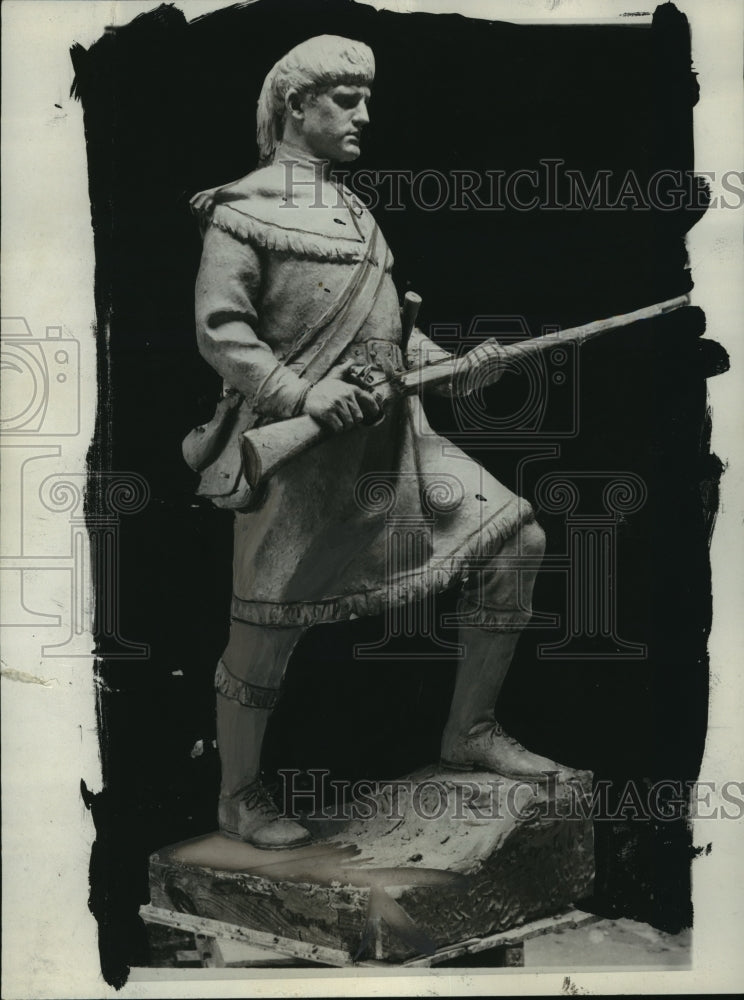 1929 Press Photo Model Tribute Monument to be Erected in Richmond, Virginia-Historic Images