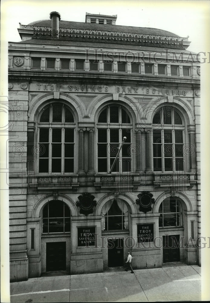 1985 Press Photo Troy Savings Bank in New York - mja54573 - Historic Images