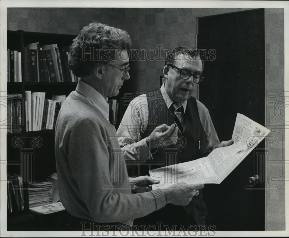 1978 Press Photo Sig Gissler and Editor Richard (Dick) Leonard - mja54756-Historic Images