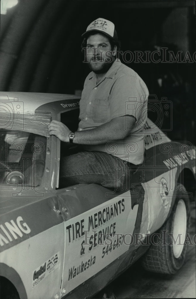 1983 Press Photo Jeff Brook Race Car Driver Waukesha, Wisconsin - mja55570-Historic Images