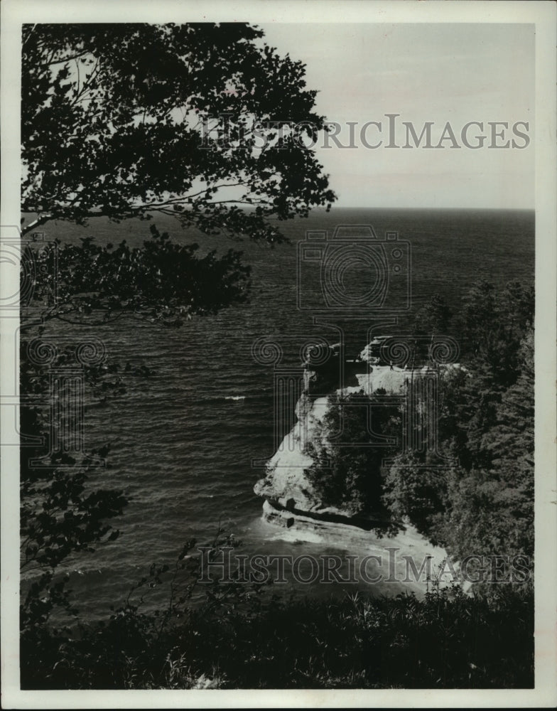 1972 Press Photo Miner&#39;s Castle at Michigan&#39;s Pictured Rocks National Lakeshore-Historic Images