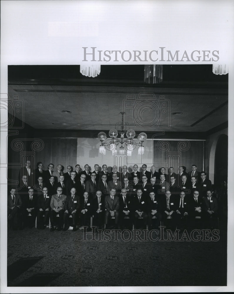 1970 Press Photo Circuit Court Judges At Sixth Judicial Conference In Milwaukee - Historic Images