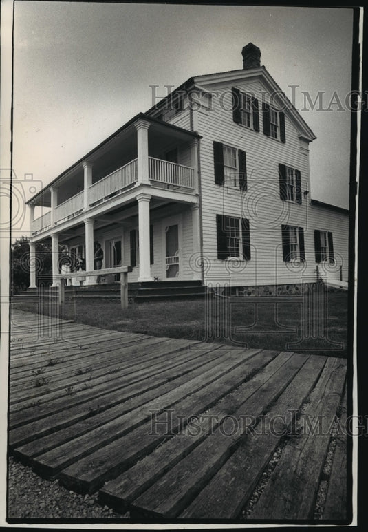 1991 Press Photo Historic Dousman-Denkel-Behling Home in Brookfield, Wisconsin-Historic Images