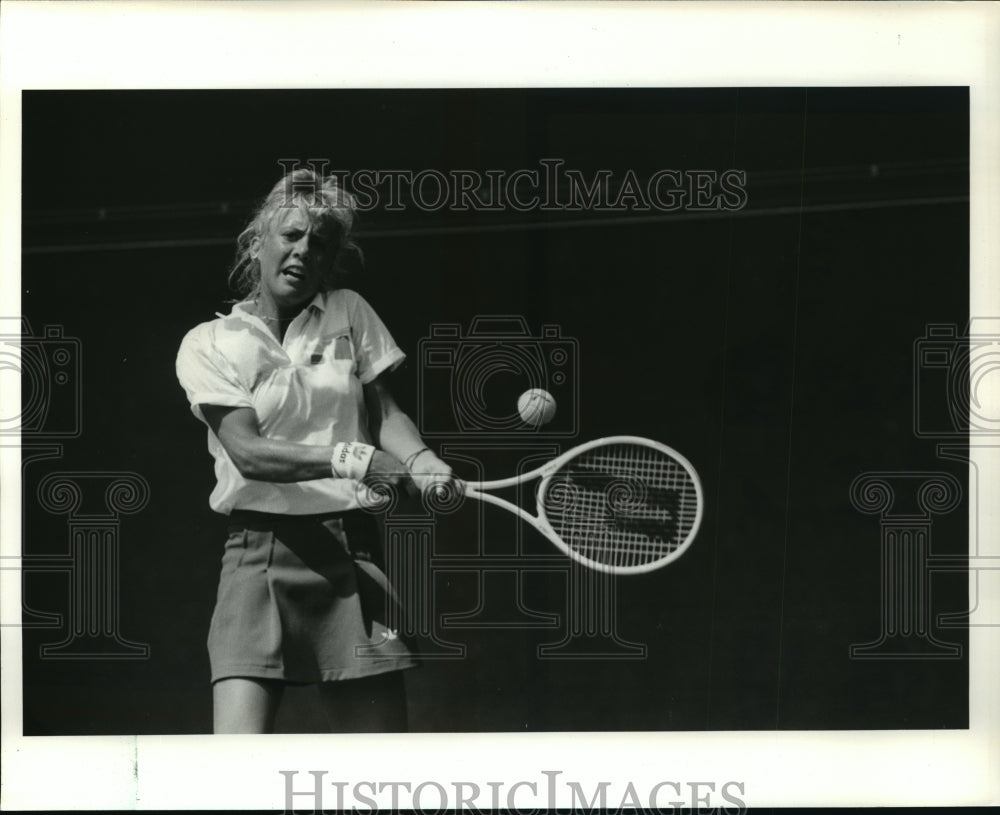 1987 Press Photo Tennis Champion Tami Whitlinger Of Neenah, Wisconsin - Historic Images