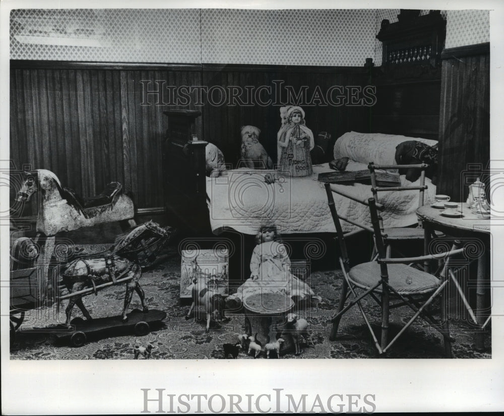 Press Photo Child&#39;s Playroom At The Turn Of The Century On Exhibit In Madison - Historic Images