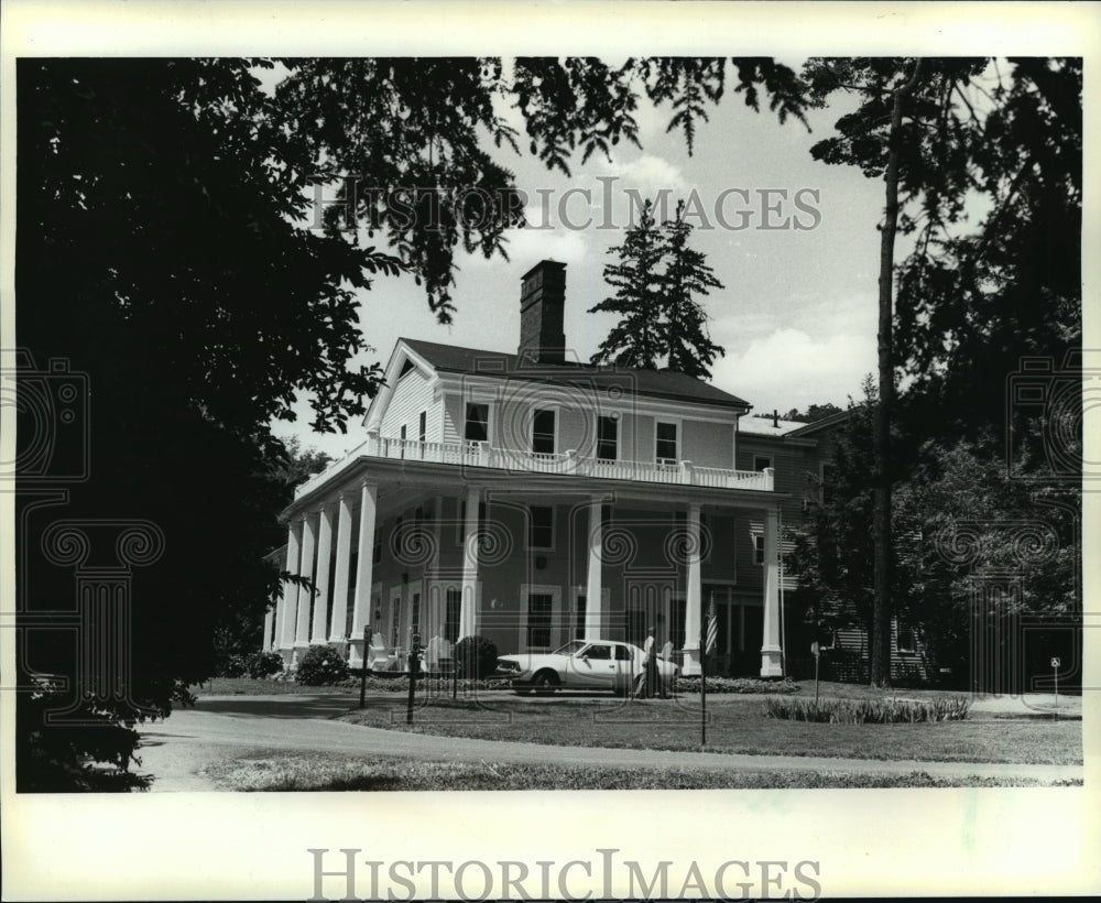 1985 Press Photo Glen Iris Inn in Letchworth State Park New York - mja57127-Historic Images