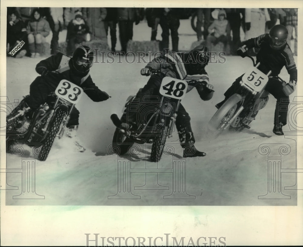 1985 Press Photo Milwaukee Winterval Motorcycle Racing at Brown Deer Park-Historic Images