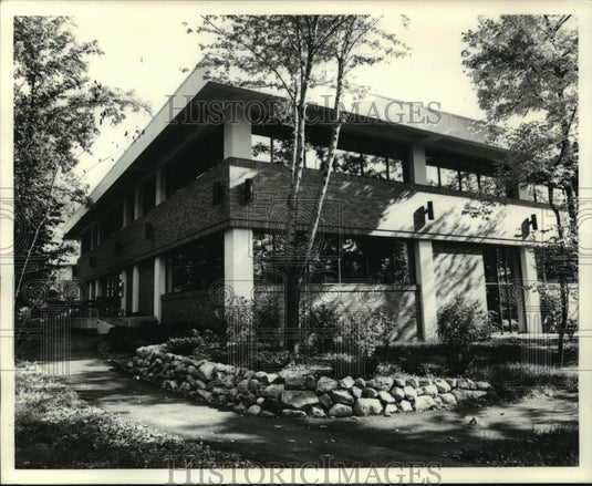 1983 Press Photo International Foundation of Employee Benefit Plans Headquarters-Historic Images