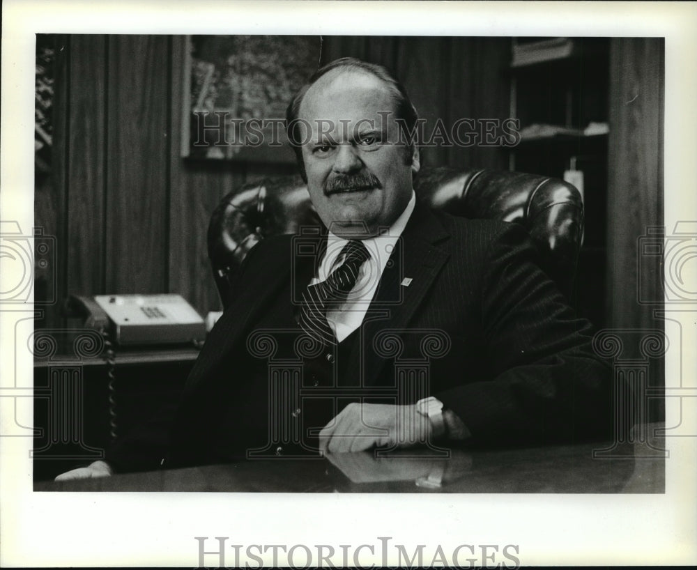 1982 Press Photo Steven Boysa, President of Milwaukee Board of Realtors-Historic Images