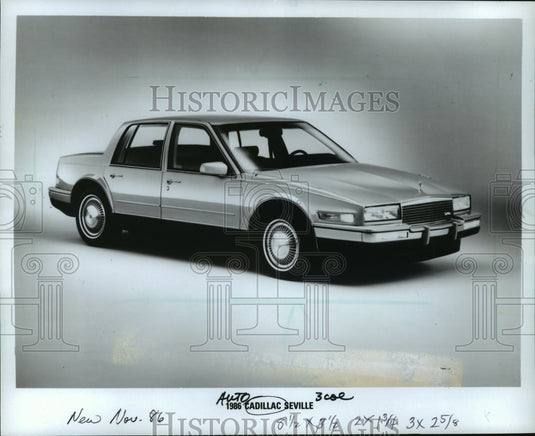 1986 Press Photo New Cadillac Seville is 375 pounds lighter & 15 inches shorter-Historic Images