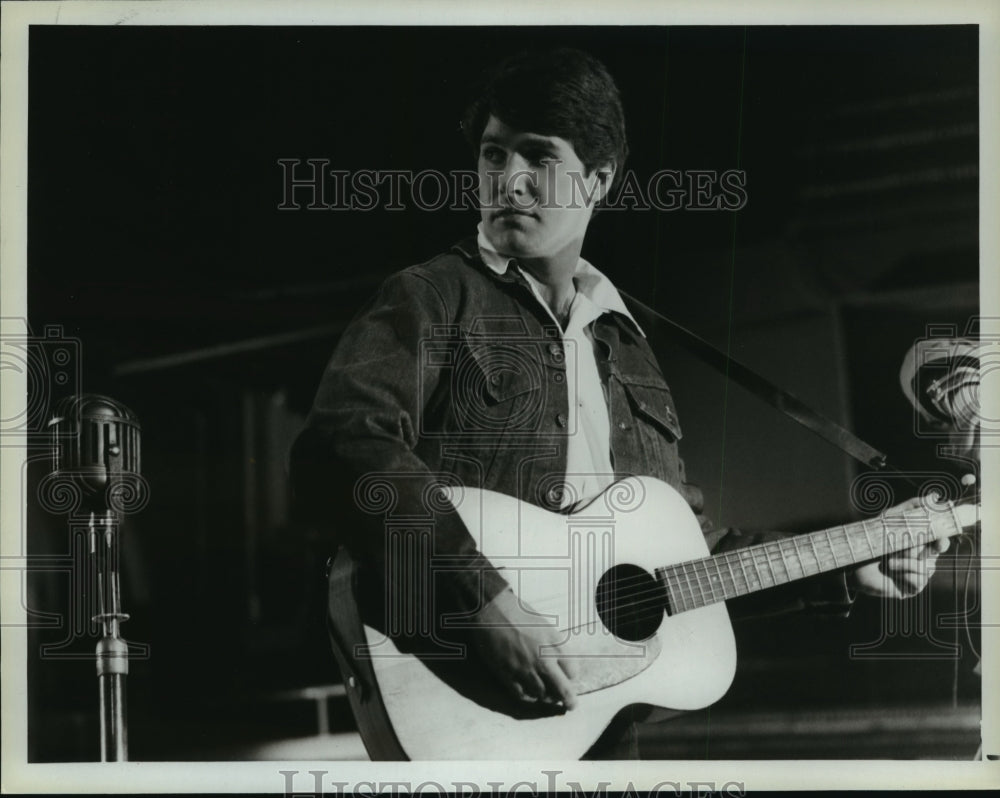 1983 Press Photo Tom Byrd Stars as Boon Sawyer in Television Series &quot;Boon&quot;-Historic Images