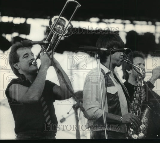 1983 Press Photo Chicago Performs at Wisconsin State Fair - mja57990-Historic Images