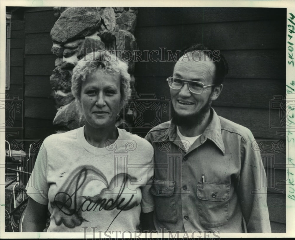 1985 Press Photo Sandy and John Burt - mja58085 - Historic Images