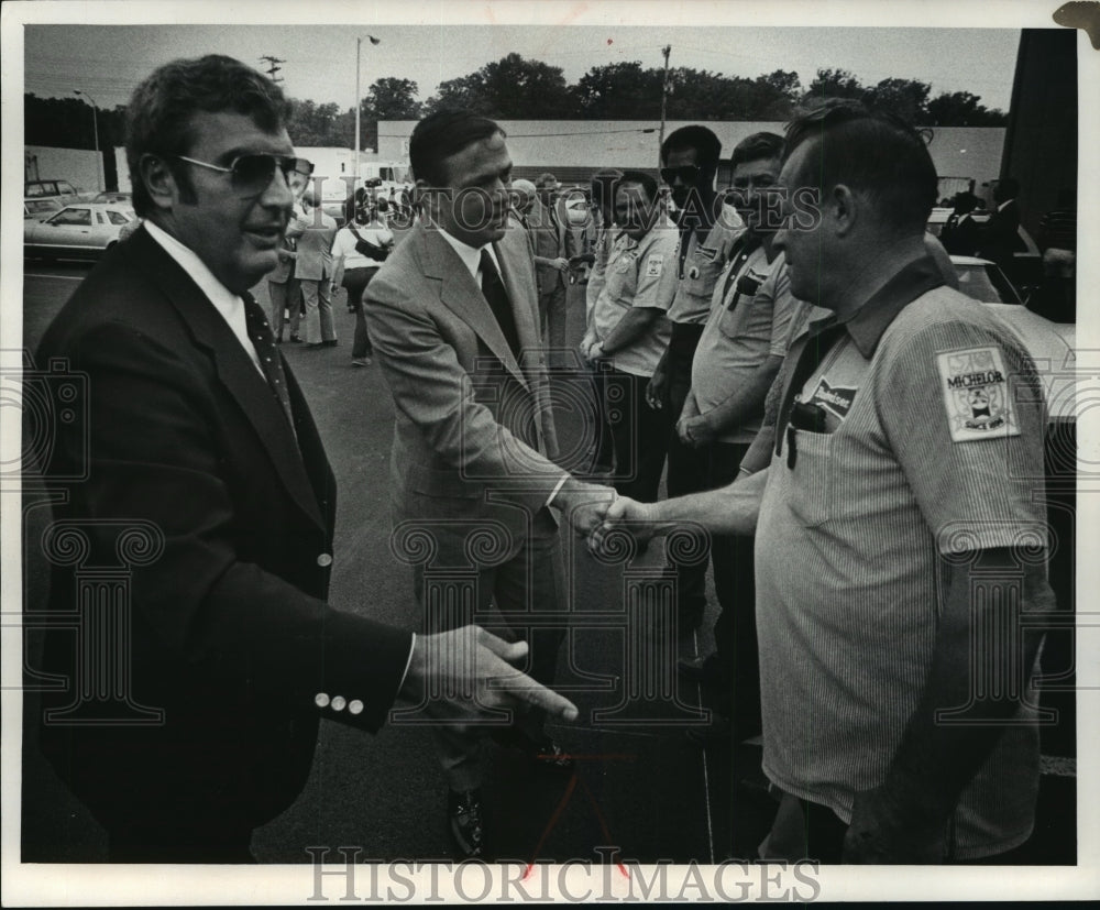 1978 Press Photo Paul Rose and August Busch III at Warehouse Dedication - Historic Images