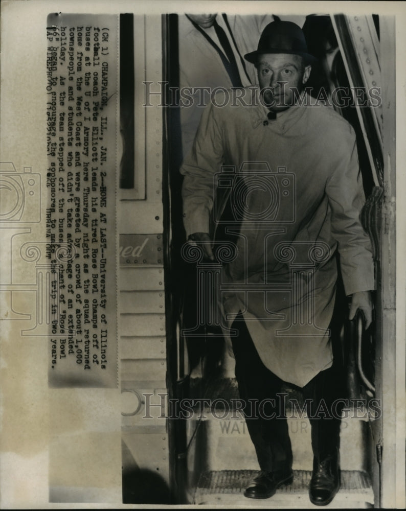 1964 Press Photo Pete Elliott (Coach) Returning to the University of Illinois-Historic Images