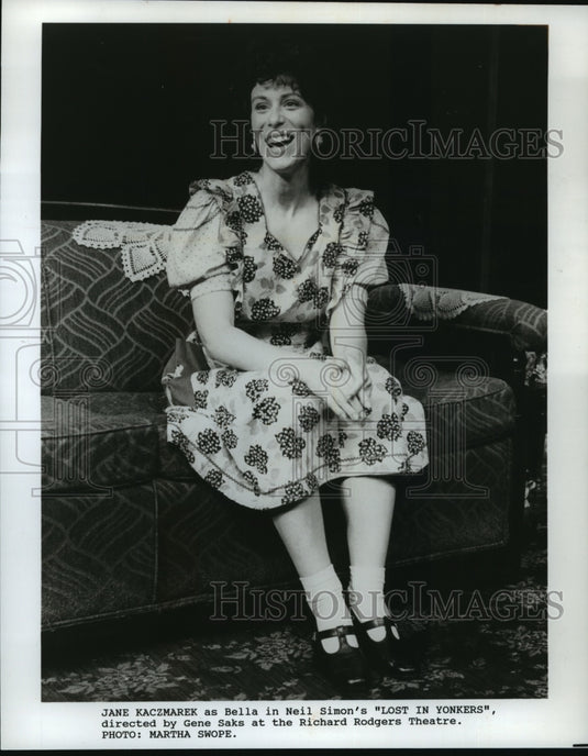 1992 Press Photo Jane Kaczmarek as Bella in Neil Simon's "Lost in Yonkers" - Historic Images