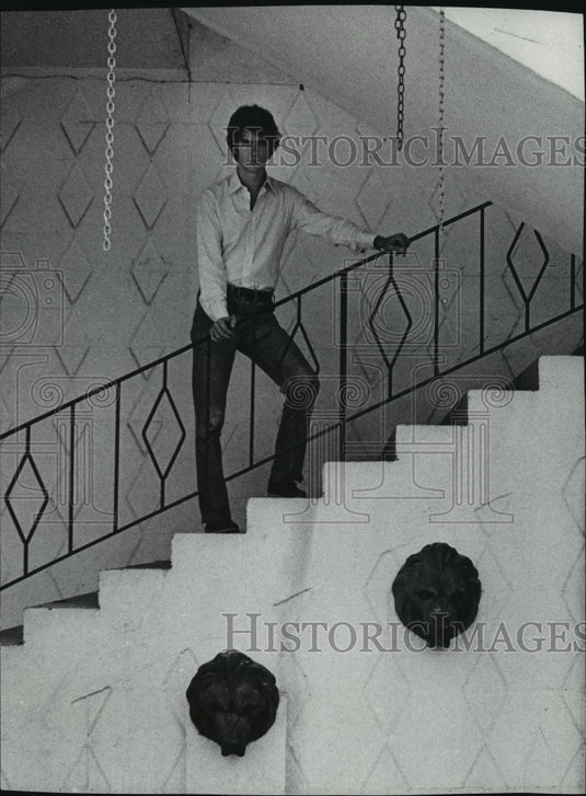 1978 Press Photo Colin Cabot Skylight Theater Manager - mja58886-Historic Images
