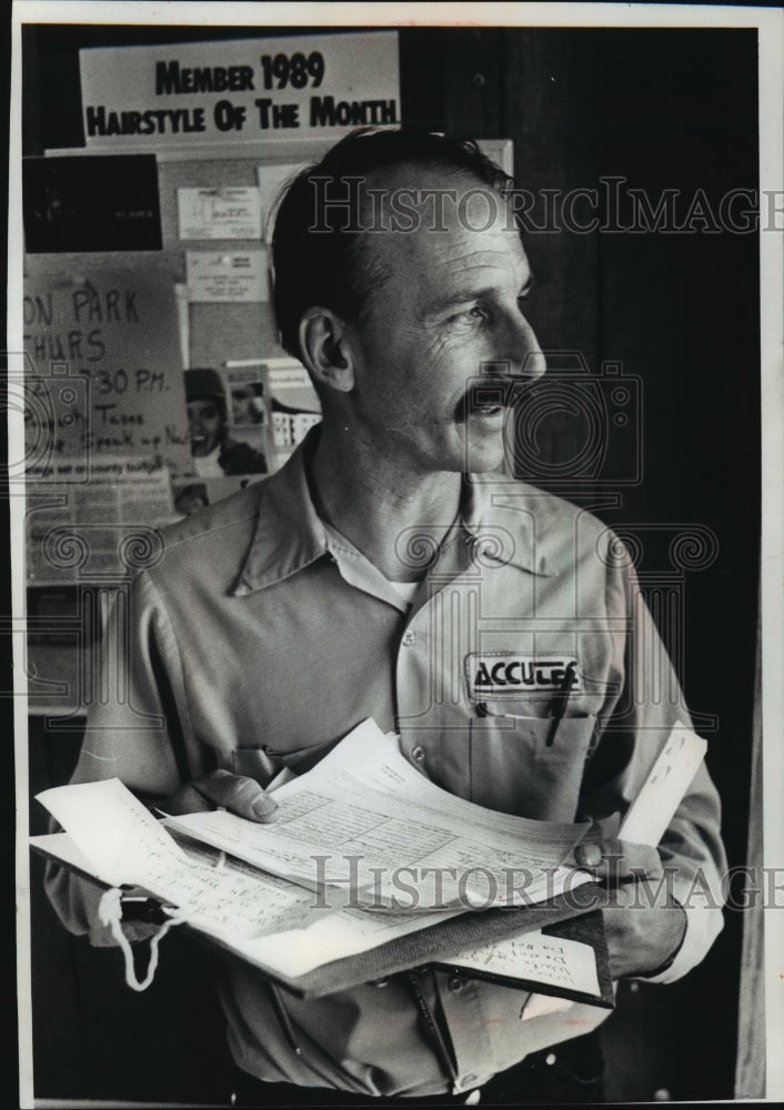 1989 Press Photo Thomas Cahala is Leading the Drive to Oust David F. Schulz - Historic Images