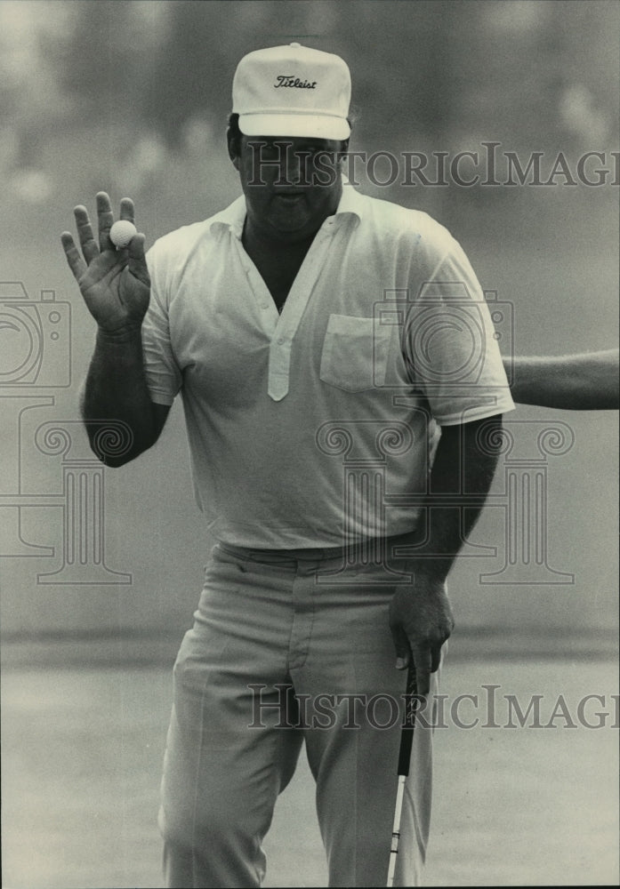 1983 Press Photo George Cadle at the 18th Hole - mja58955-Historic Images