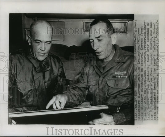 1951 Press Photo John Church Briefing Blackshire Bryan on a Military Situation-Historic Images