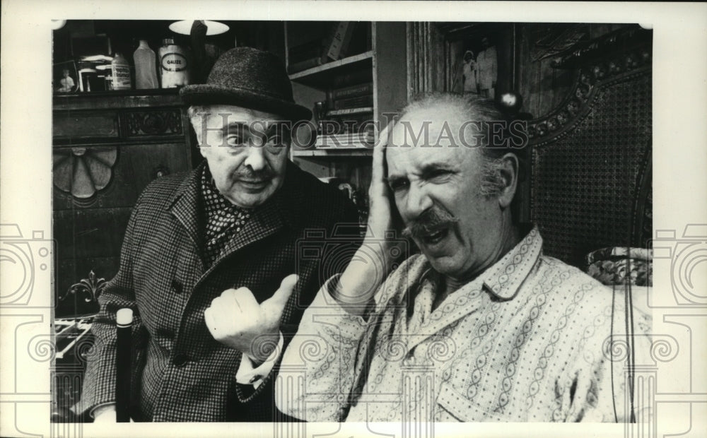 1975 Press Photo Jack Albertson and Sam Levene Stars of &quot;Sunshine Boys&quot;-Historic Images