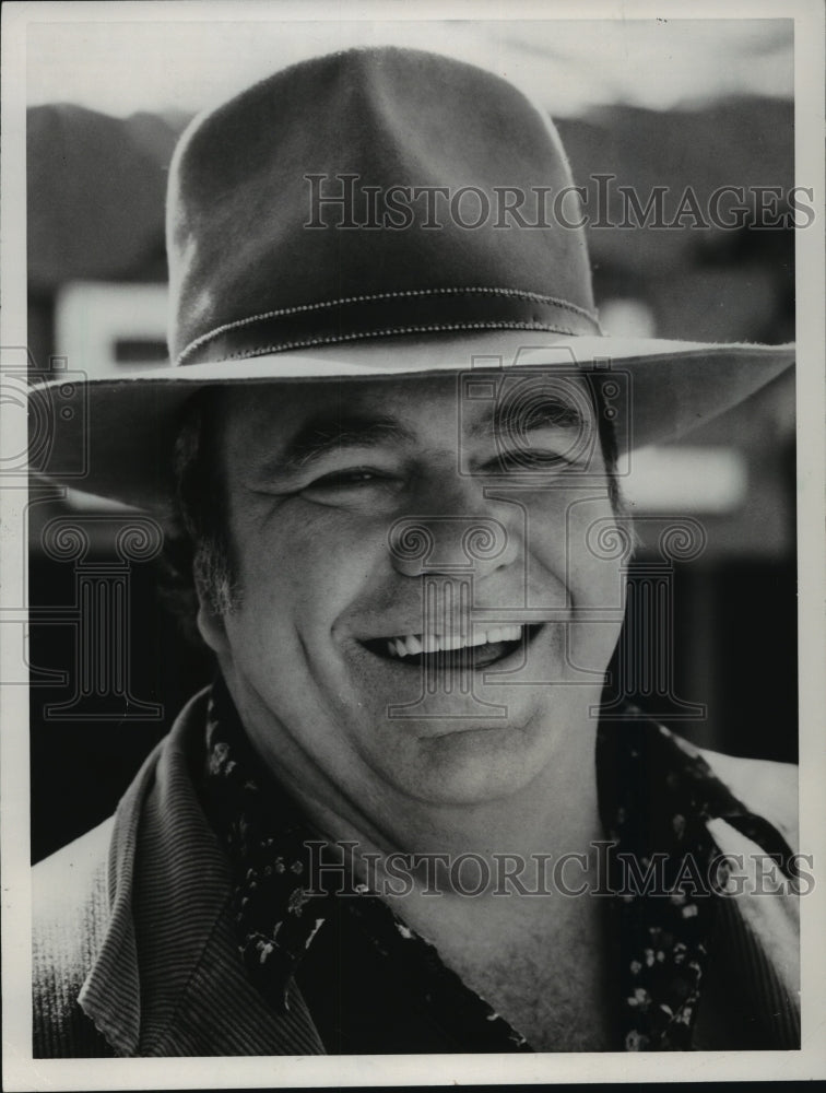 1984 Press Photo Hoyt Axton stars in 'Rousters' - mja59824 - Historic Images