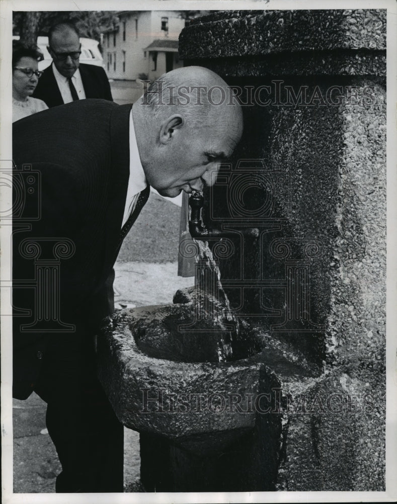 1965 Press Photo Ald. Fred F. Schallert Chairman of Council&#39;s Finance Committee-Historic Images