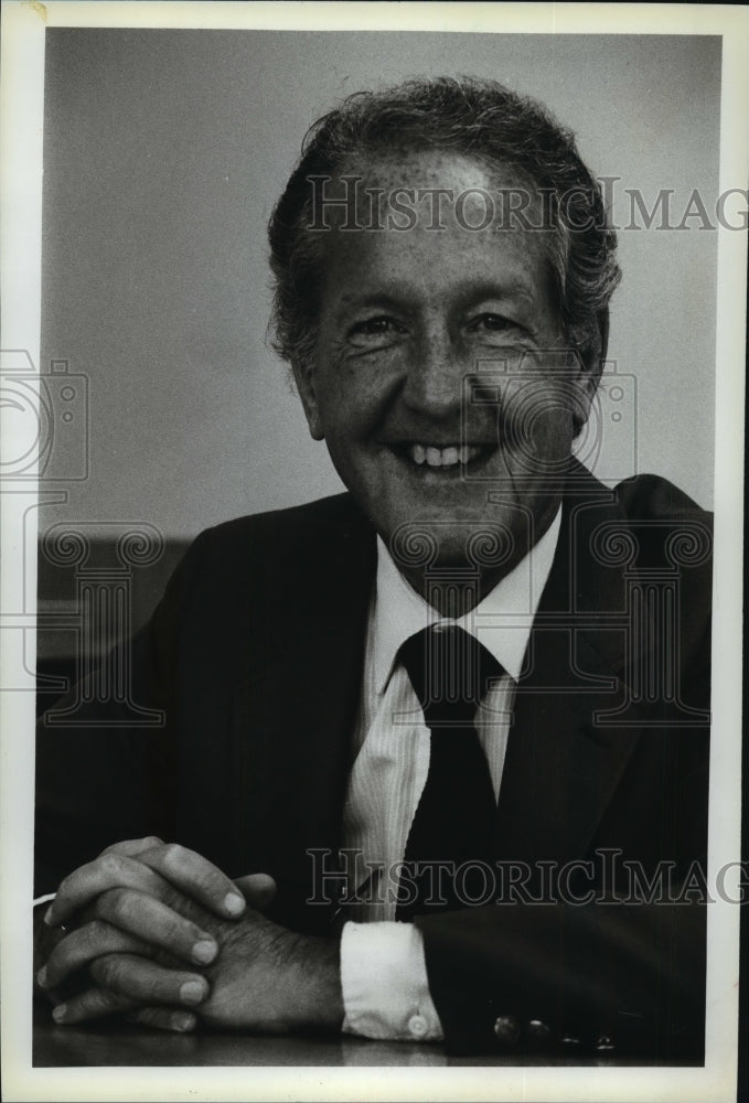 1985 Press Photo Richard Brown Director of Nicolet College & Technical Institute-Historic Images