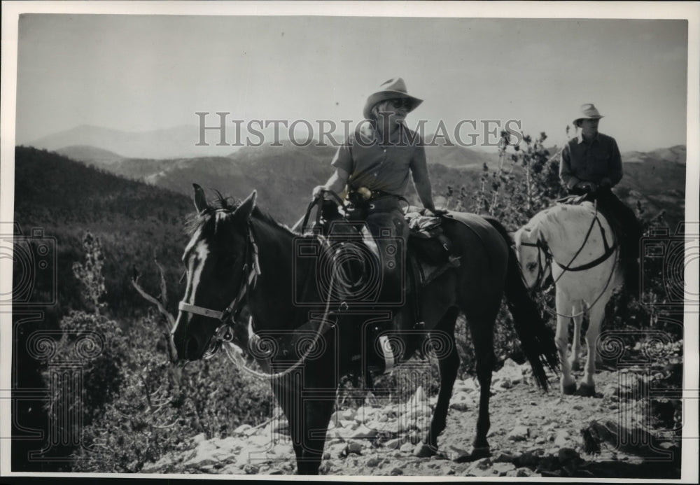Press Photo Two Riders in Nevada's Jarbidge Wilderness - mja60894 - Historic Images