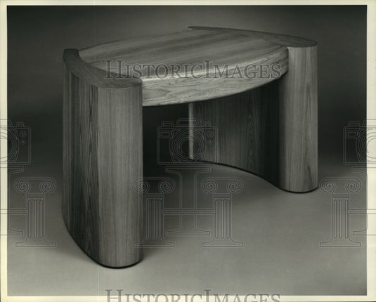 1984 Press Photo White Oak Writing Desk - mja61187-Historic Images