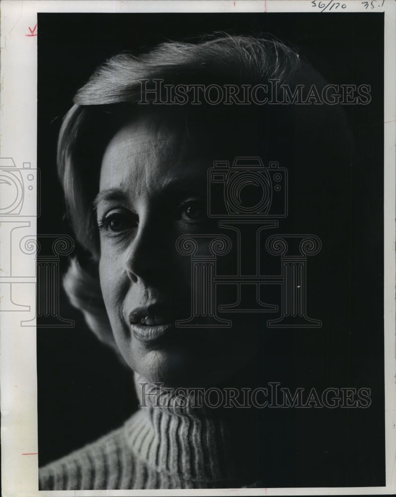 1974 Dr. Joyce Brothers, Psychologist and Columnist  - Historic Images
