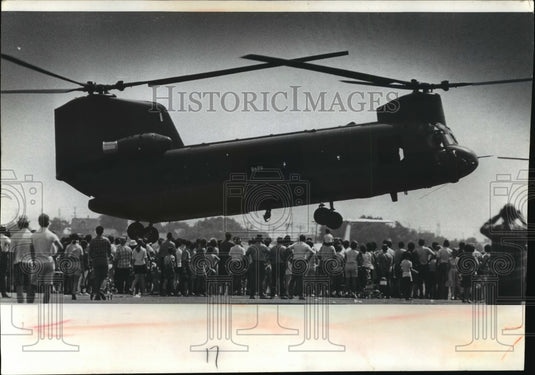 1970 Press Photo Army Chinook cargo carrier at Air Age '70 - mja61934-Historic Images